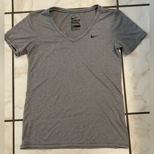 Nike Women's Heather Grey V-Neck Short Sleeve Tee